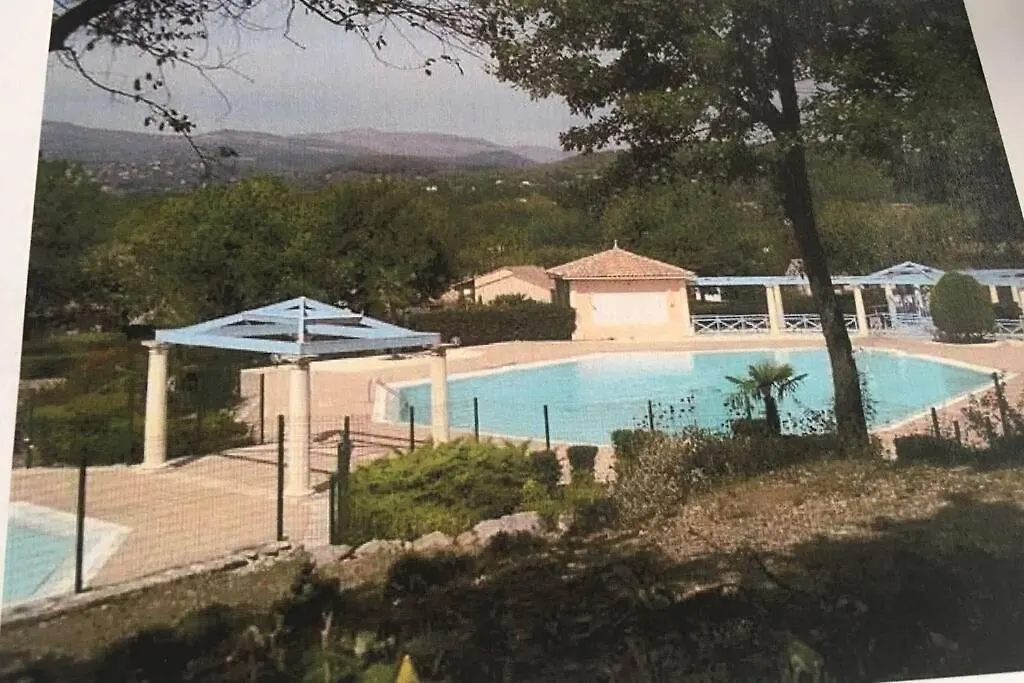 Maisonnette Provencal Tourrettes